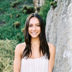 Meet your Posher, Paulina